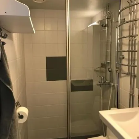 Kotimaailma - Ihastuttava Kaksio Munkkivuoresta Appartement Helsinki