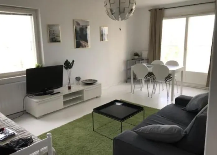 Kotimaailma - Ihastuttava Kaksio Munkkivuoresta * Helsinki